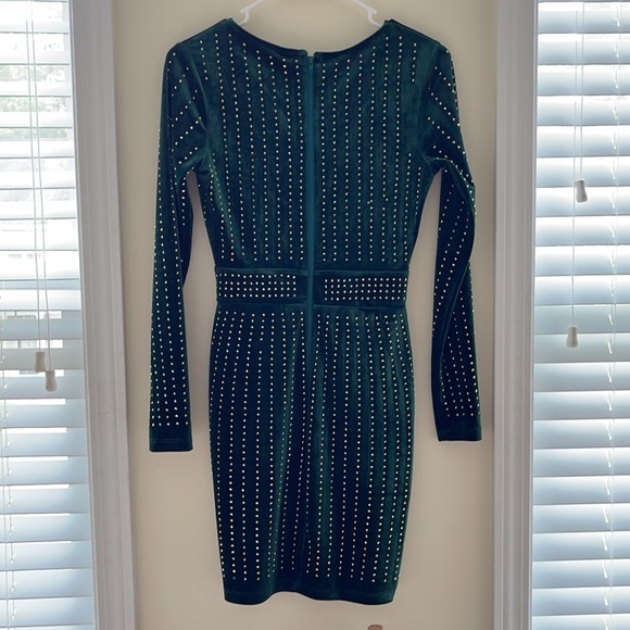 Hunter green velvet dress by Windsor - Picture 5 of 5